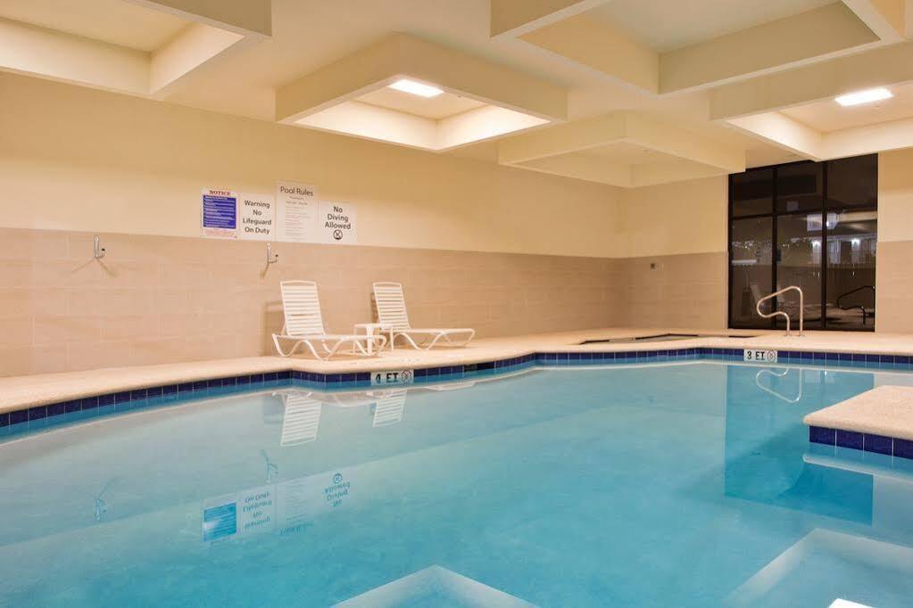 Holiday Inn Express Waycross Esterno foto