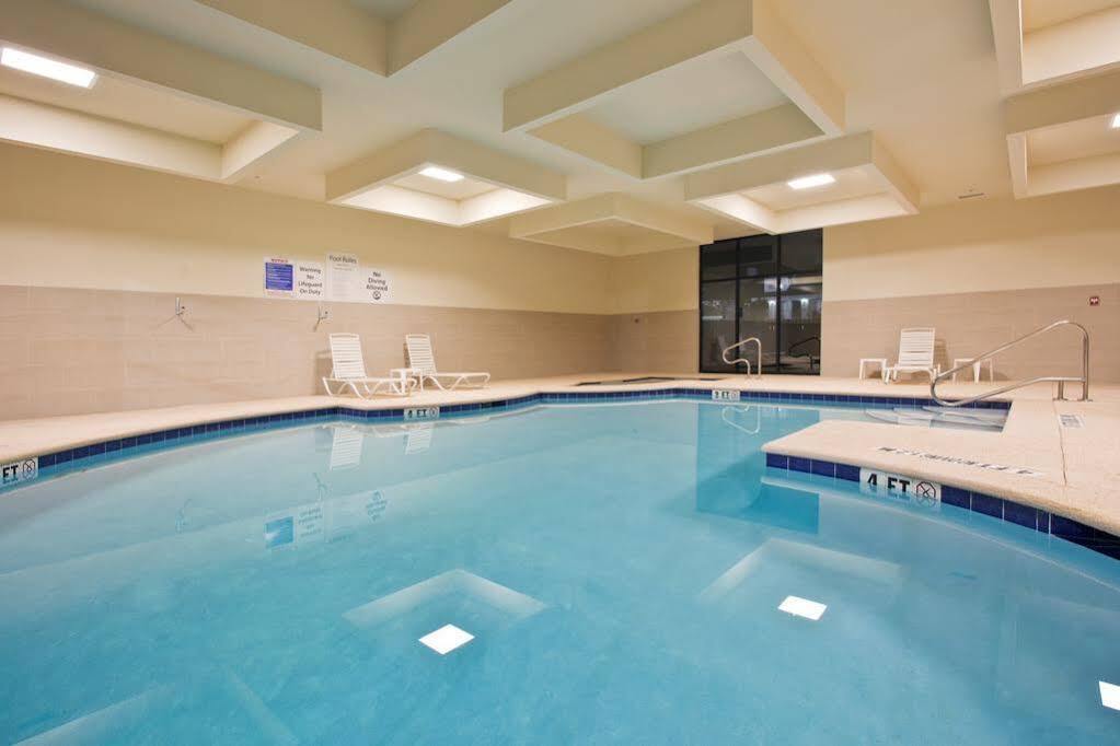 Holiday Inn Express Waycross Esterno foto